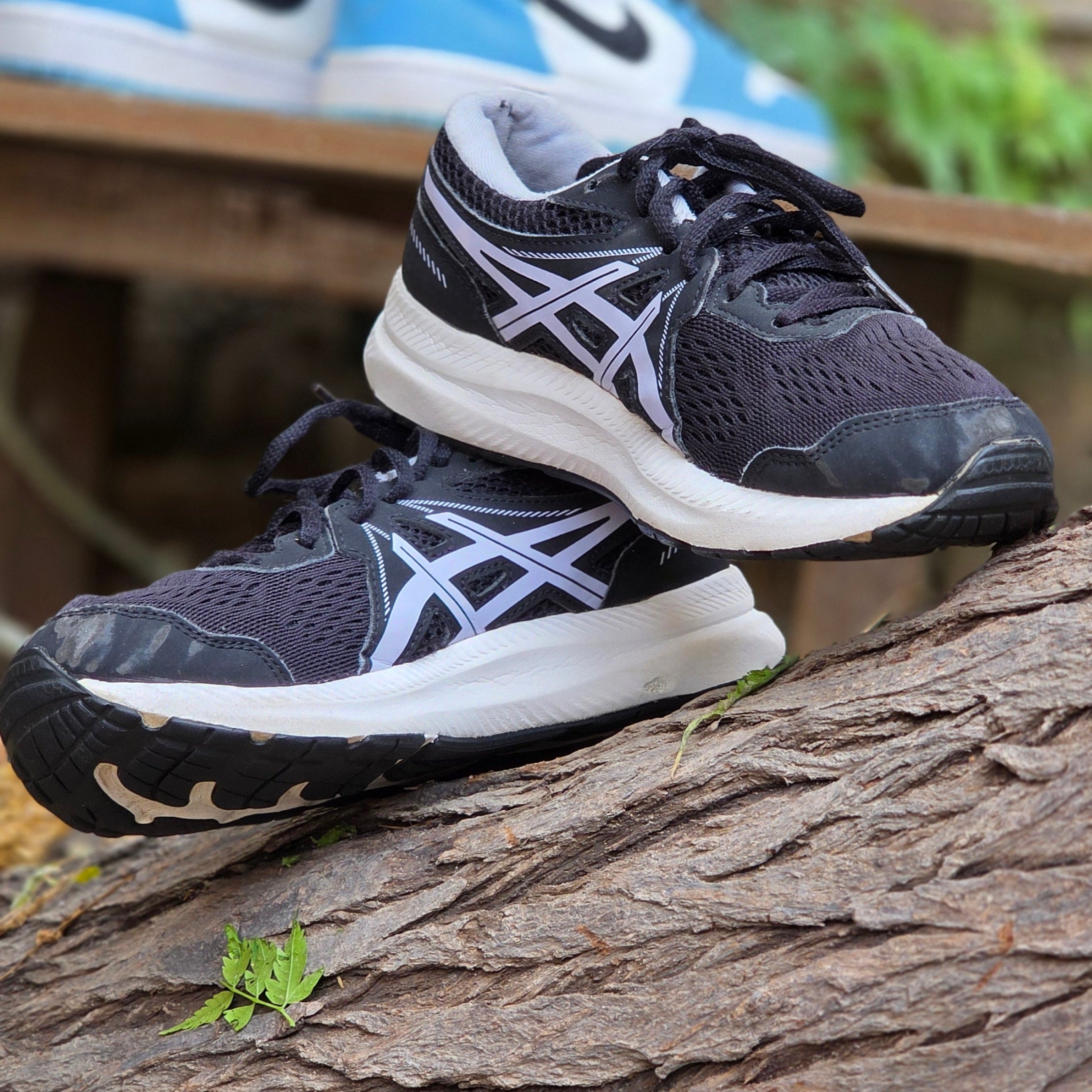 Size 5 ASICS GEL-CONTEND Running Shoes | Lightweight & Comfortable | Ghazali Style