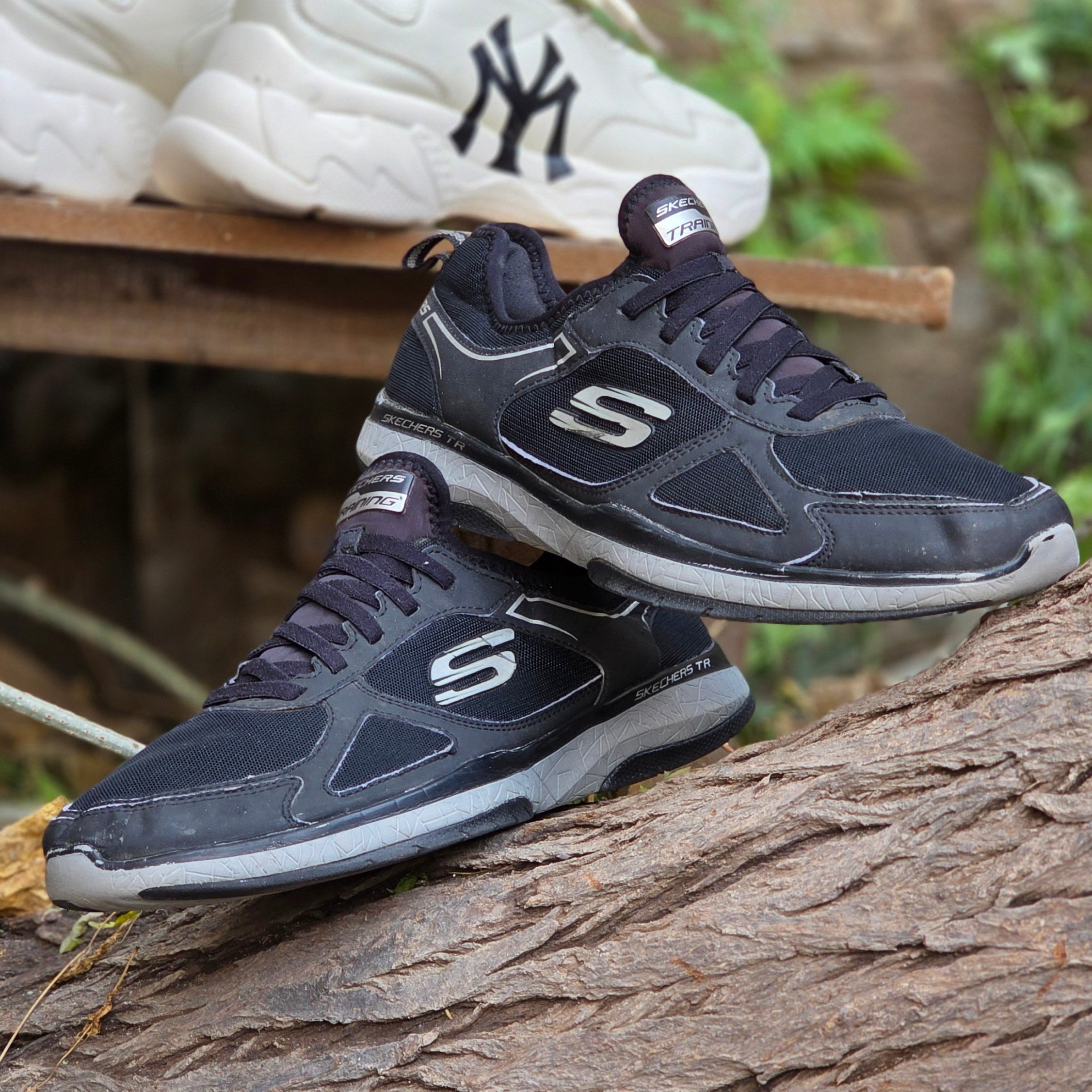 Size 8.5 Skechers Air Cooled Memory Foam – Original | Ghazali Style