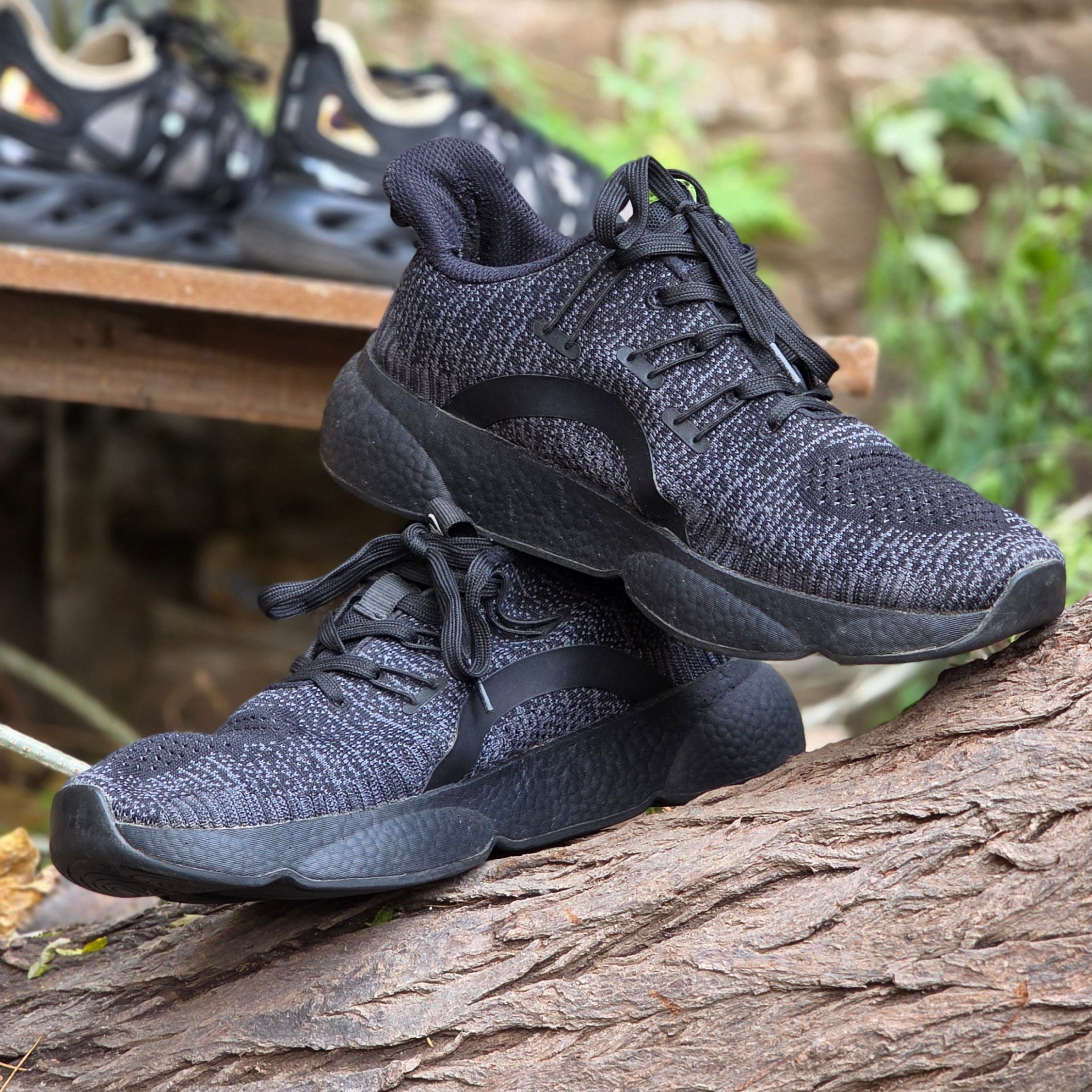 Size 10.5 Conquer Casual Men’s Sneakers – USED | Ghazali Style