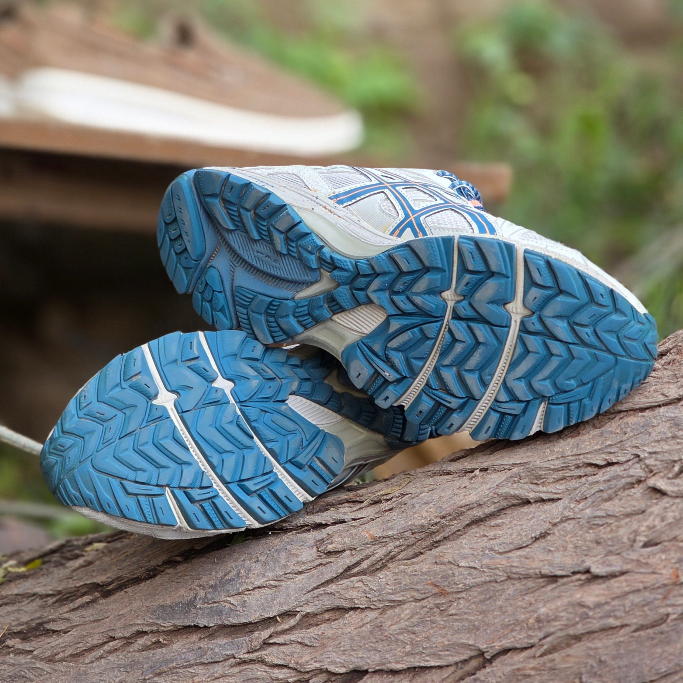 Size 8 ASICS GEL-KAHANA 8 Unisex Running Shoes – Village Blue (Used) | Ghazali Style