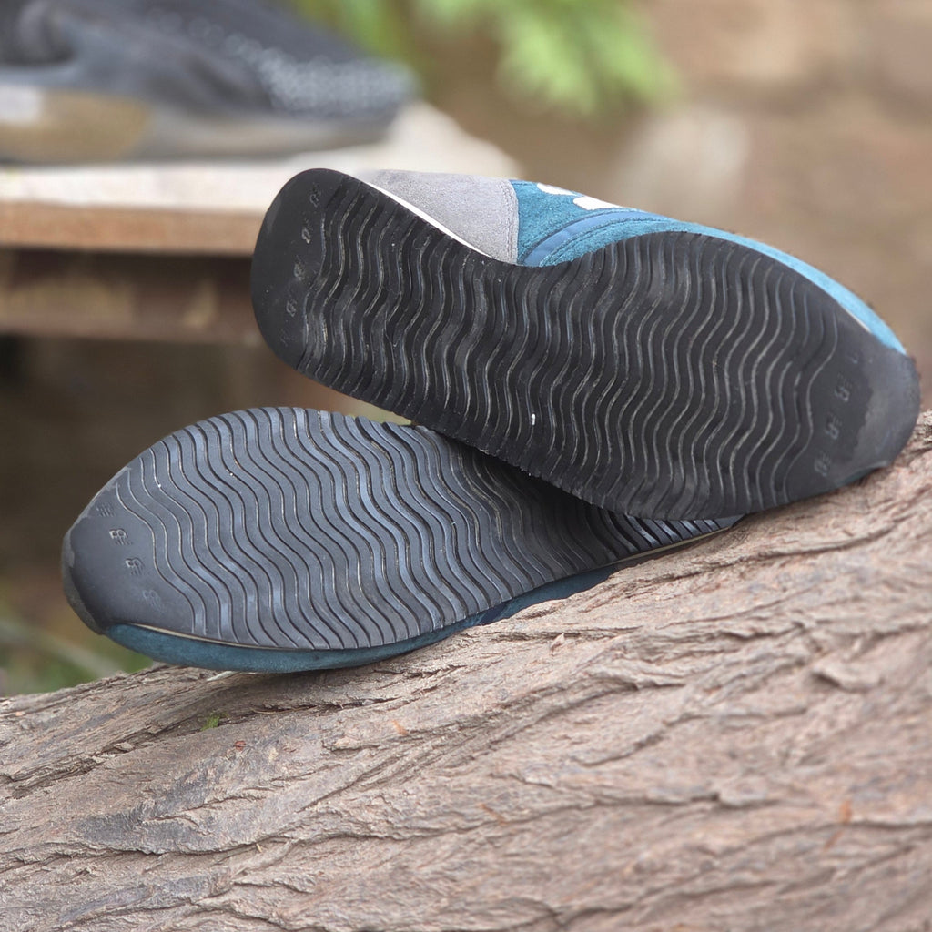 Size 8 New Balance Pre-Owned Trainers – Light Blue | Ghazali Style