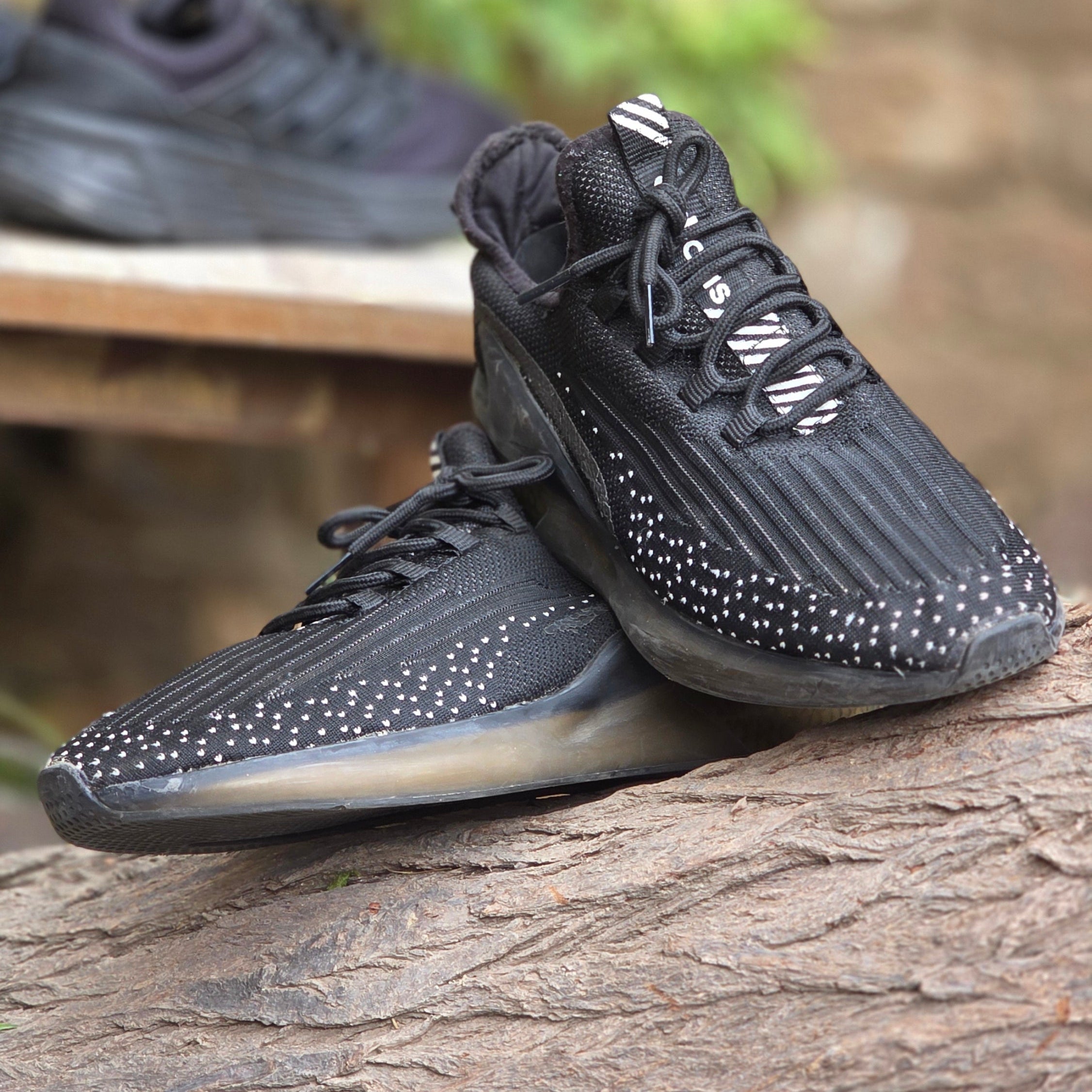 Size 9.5 Adidas Patike Sneakers (USED) | Ghazali Style