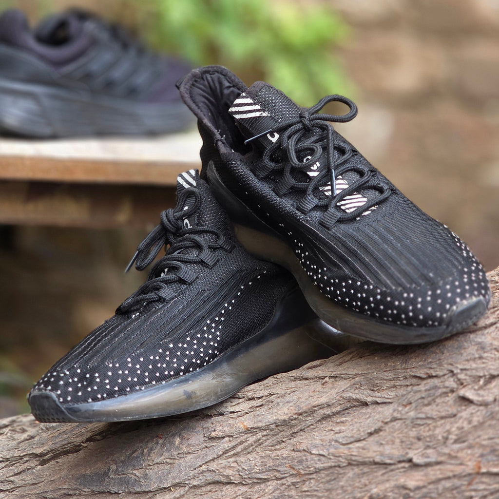 Size 9.5 Adidas Patike Sneakers (USED) | Ghazali Style