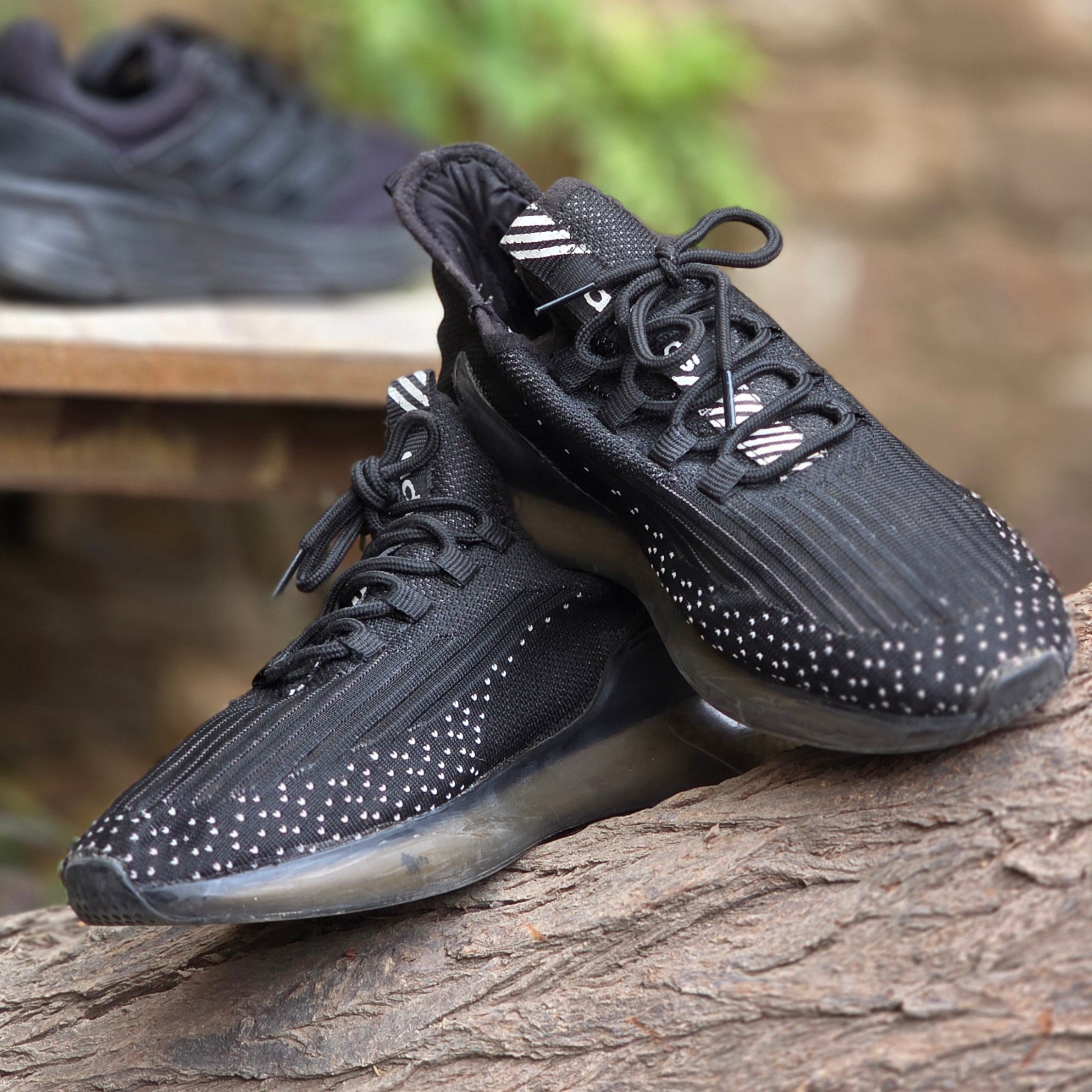 Size 9.5 Adidas Patike Sneakers (USED) | Ghazali Style