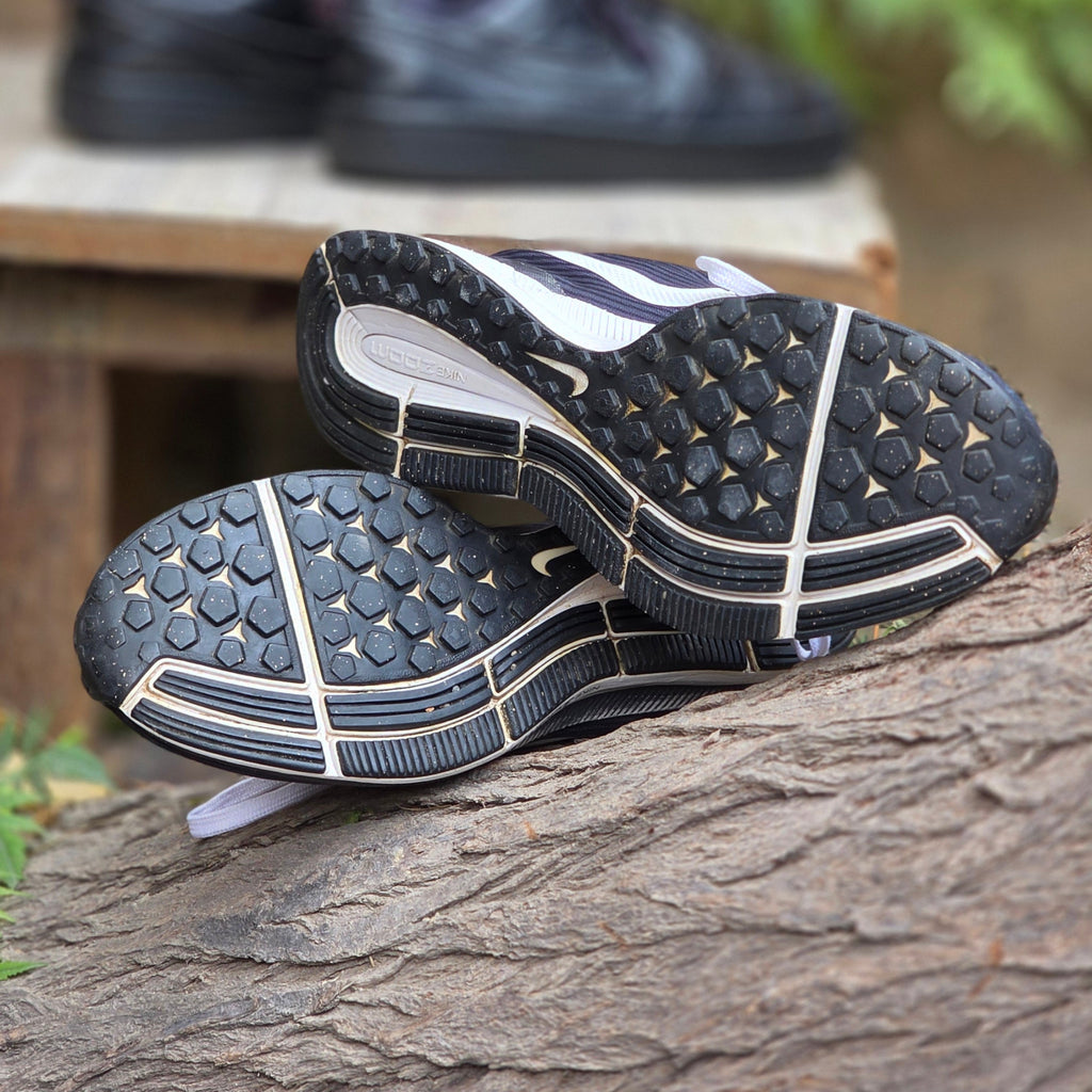 Size 5.5 Nike Air Running Shoes Black – USED | Ghazali Style