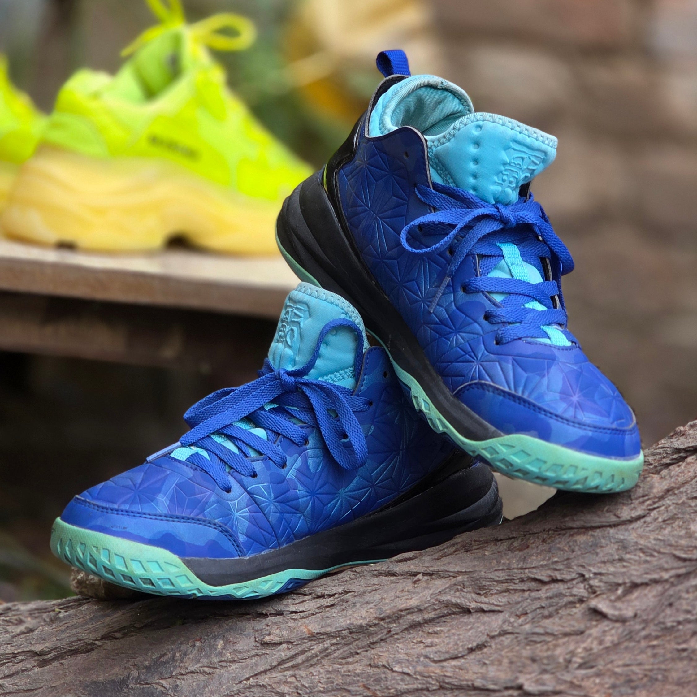 Size 7 Puma MB.01 MB1 Galaxy LaMelo Ball Basketball Shoes (USED) | Ghazali Style