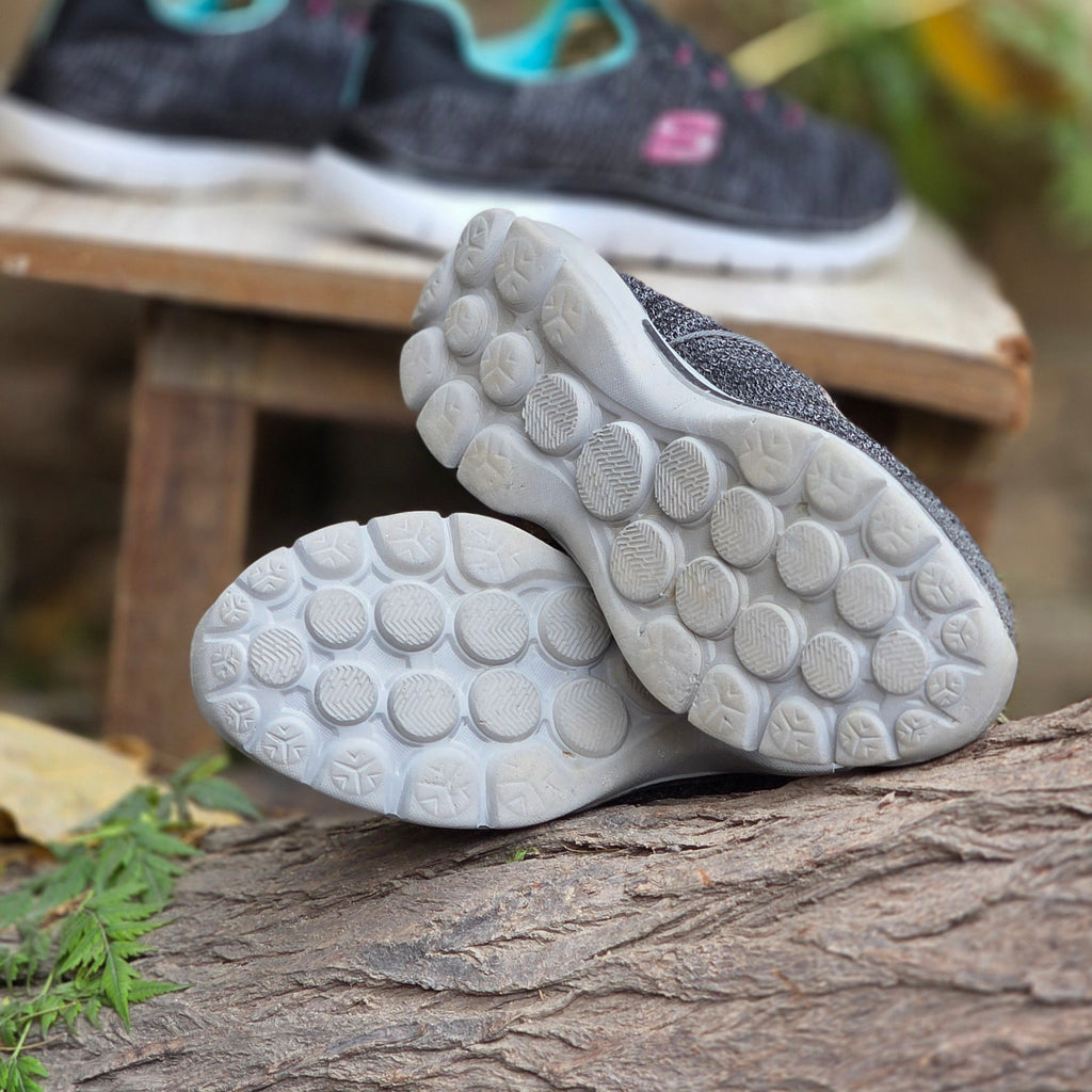 Size 8 Men’s Skechers Shoes (USED) | Comfortable Casual Sneakers | Ghazali Style