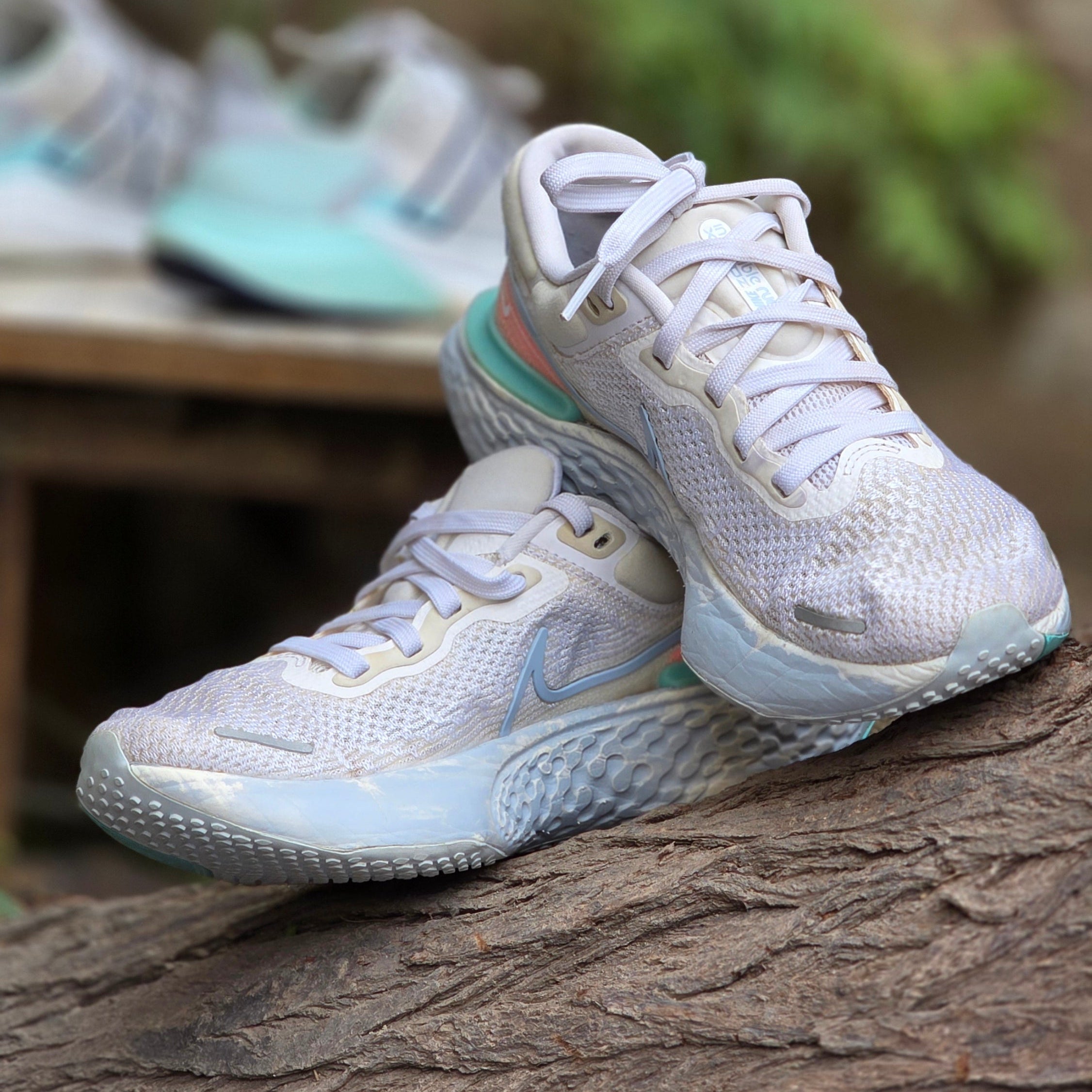 Size 5.5 Nike ZoomX Invincible Run Flyknit – White Dynamic Turquoise (USED) | Ghazali Style