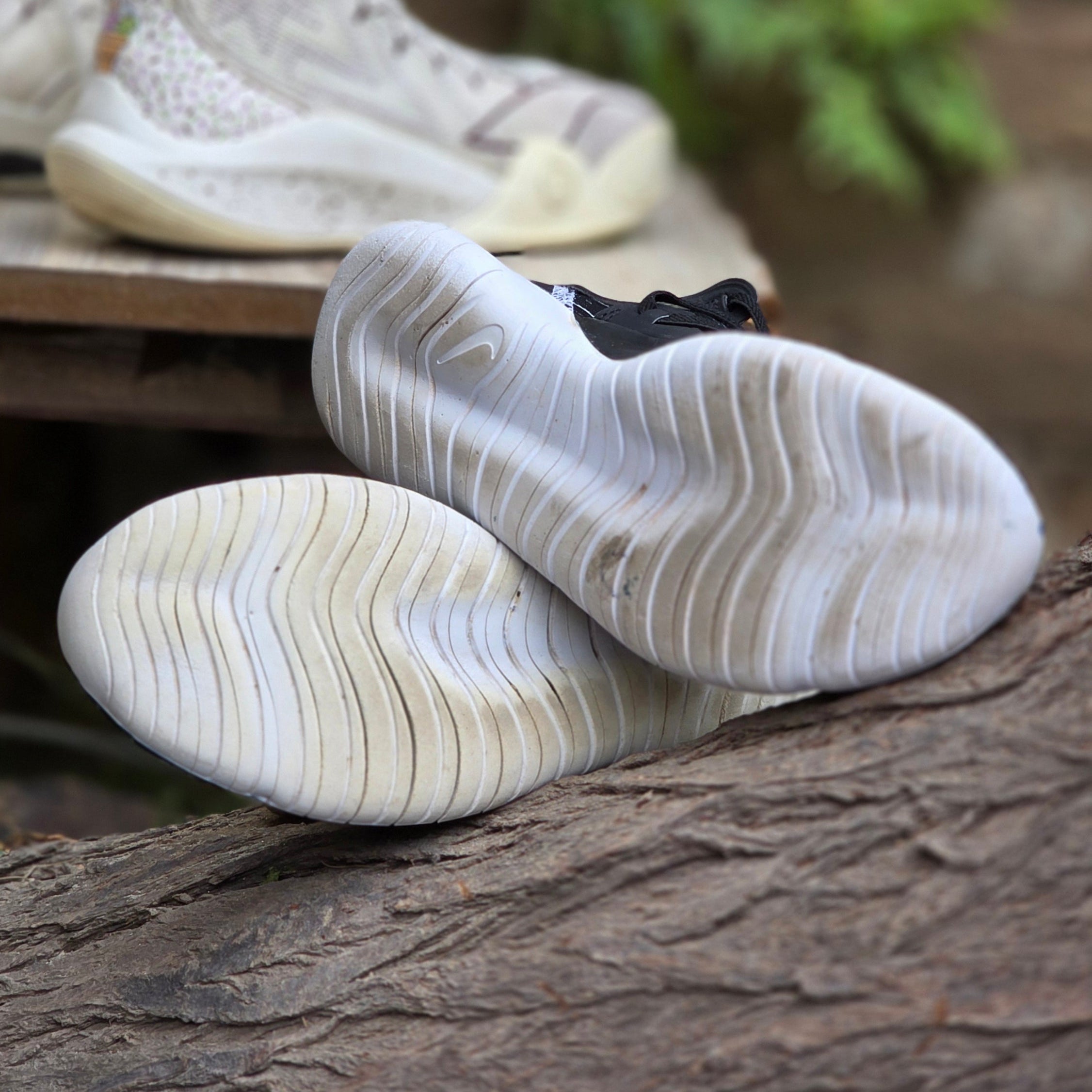 Size 7 Nike Flex Contact 3 “Black / White” – USED Running Shoes | Ghazali Style