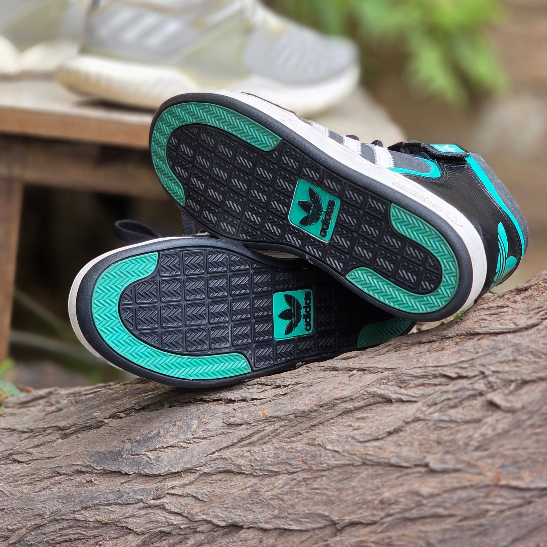 Size 5 adidas VARIAL MID B27431 Black | Used Sneakers | Ghazali Style