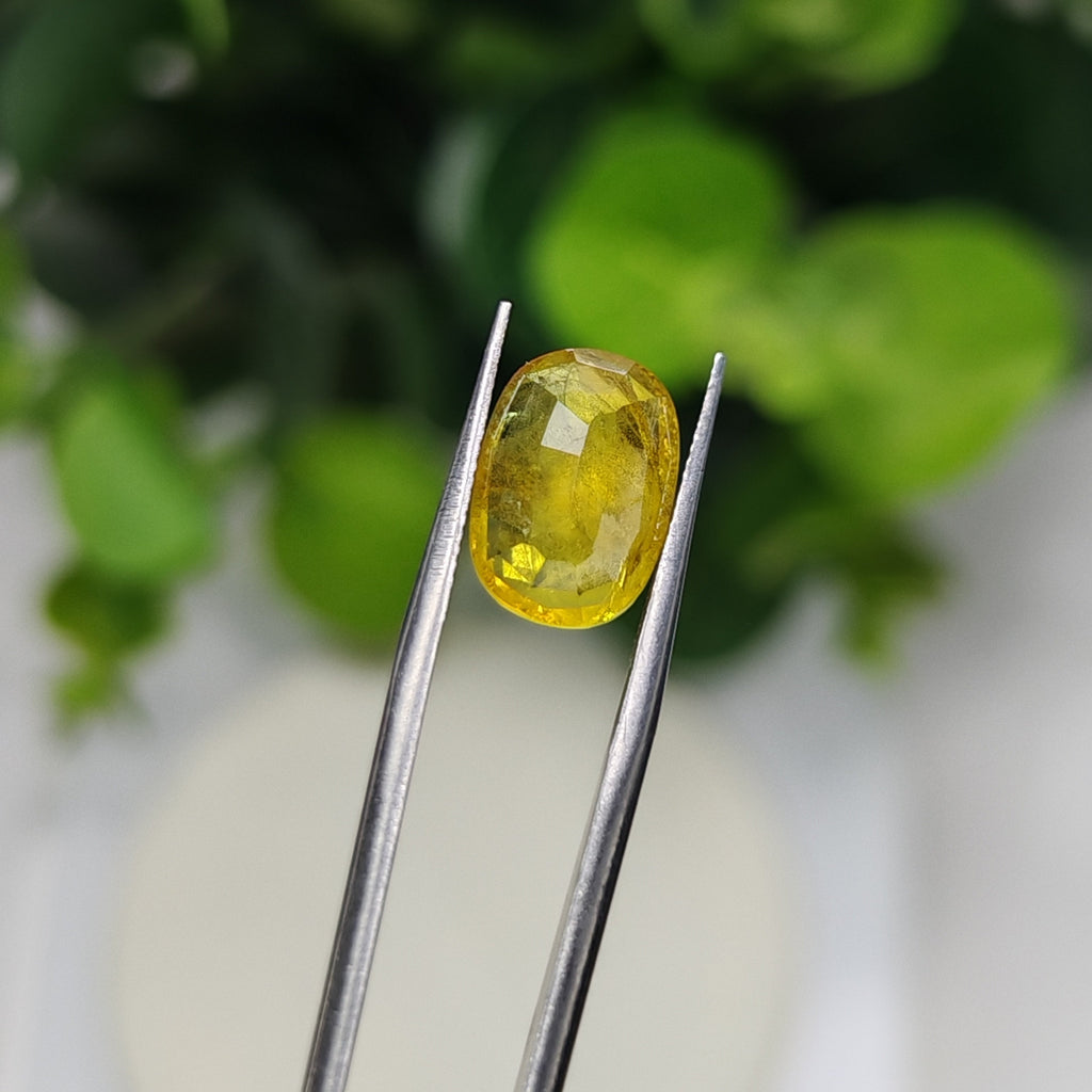 Natural Yellow Sapphire – 6.10 Carat | Authentic GGI Certified Gem