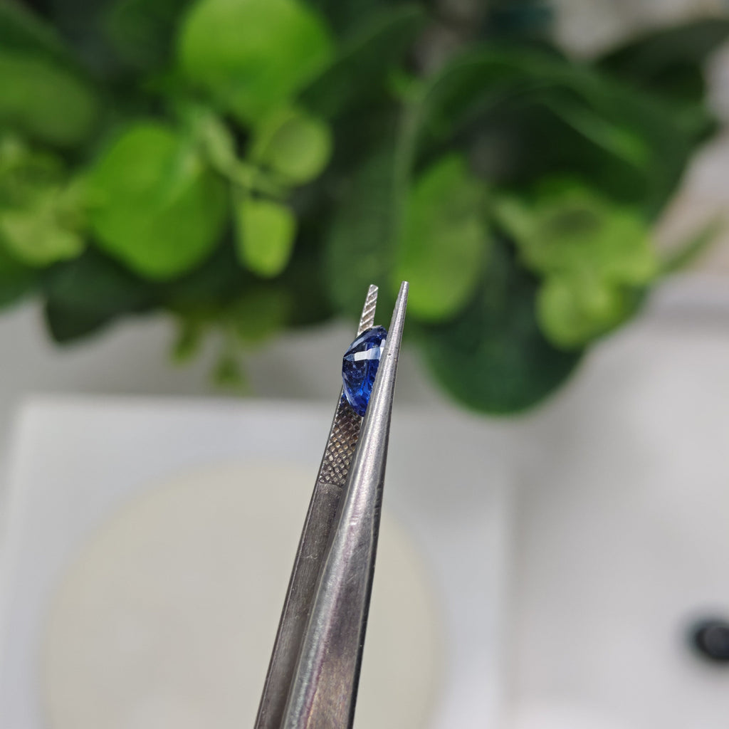 Natural Blue Sapphire – 1.02 Carat | Authentic GGI Certified Gem