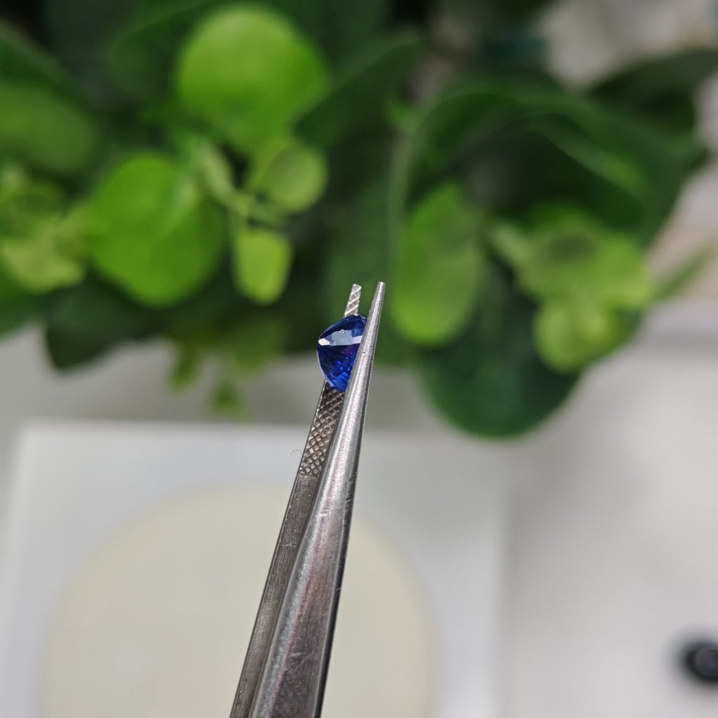 Natural Blue Sapphire – 1.14 Carat | Authentic GGI Certified Gem