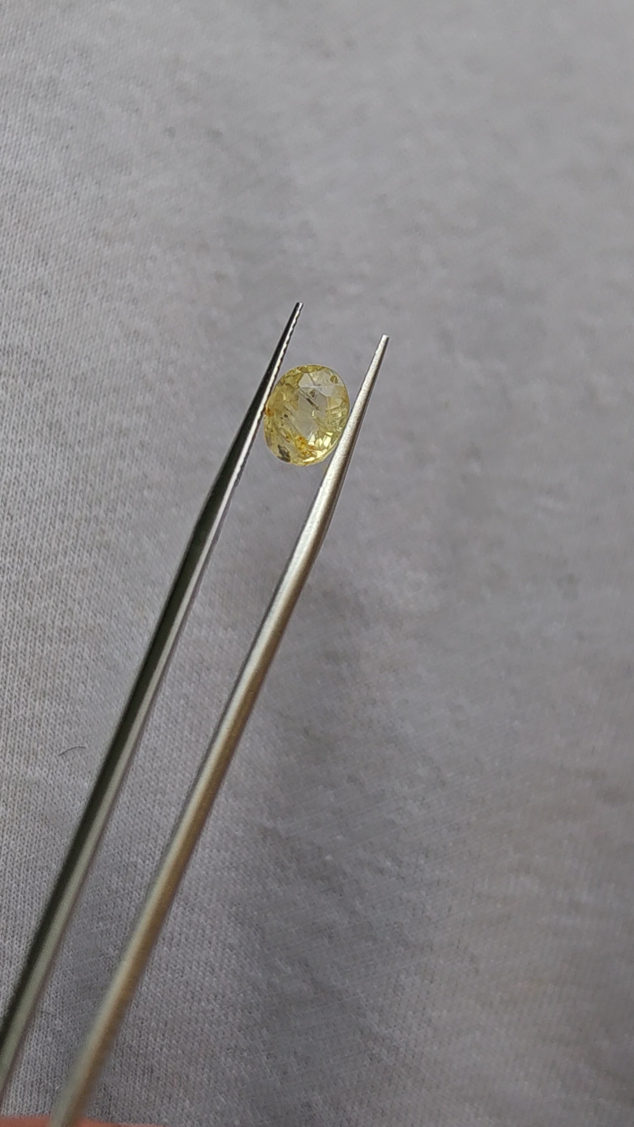 Natural Yellow Sapphire – 2.06 Carat | Authentic GGI Certified Gem